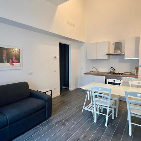Meschihouse - Liberty 25 Lägenhet Lecco Exteriör bild